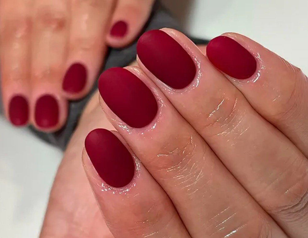 Матов цвят червена боровинка