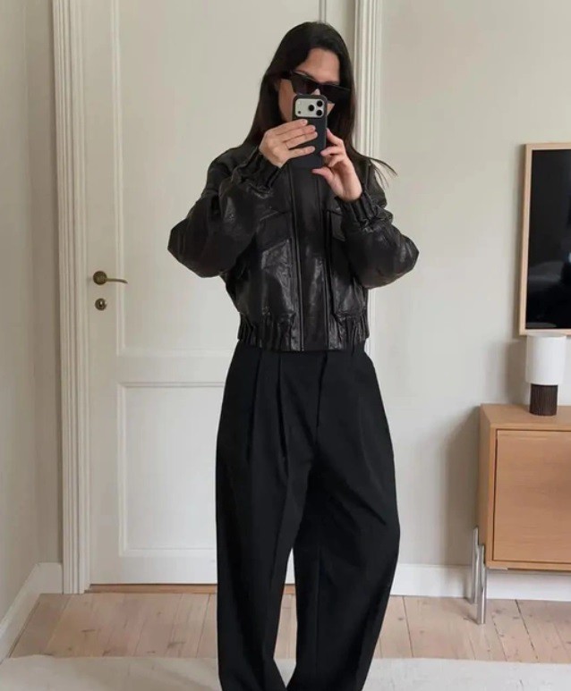 Кожено бомбър яке + класически панталон