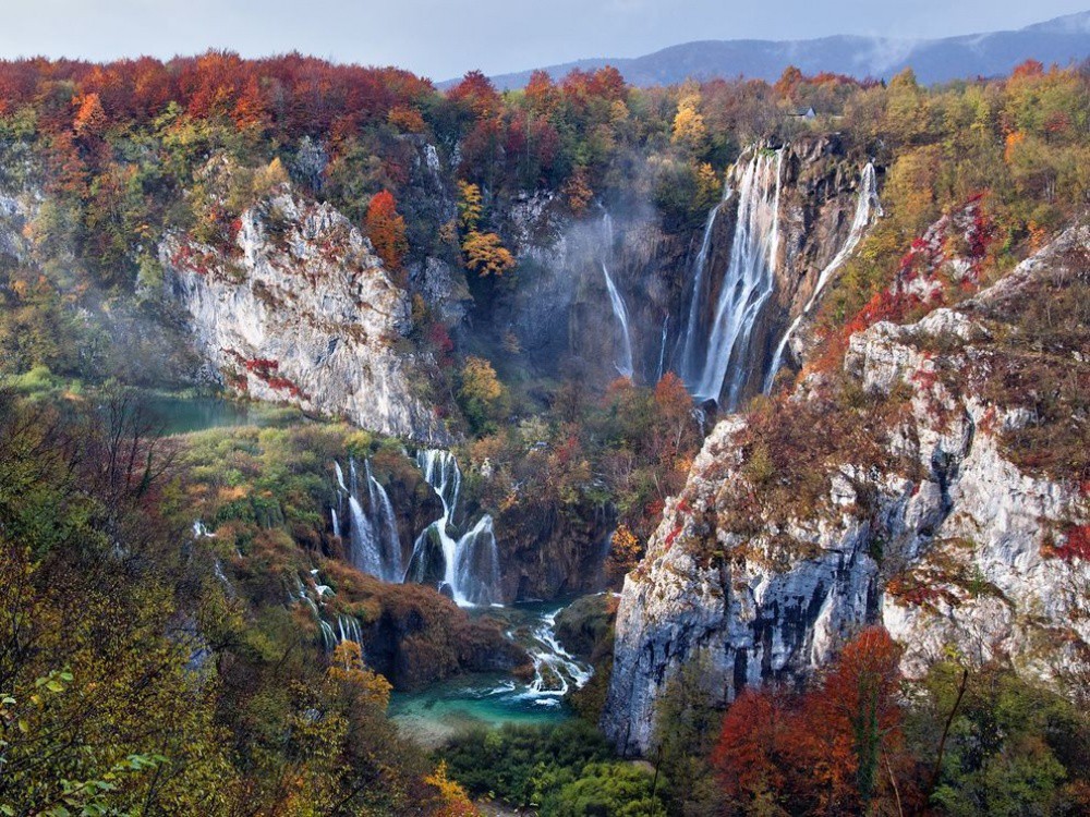 Есенен водопад, Хърватия