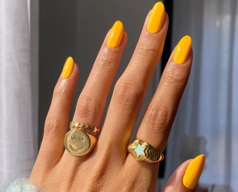 Ярка горчица