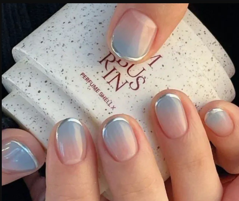 Градиент със сребристо