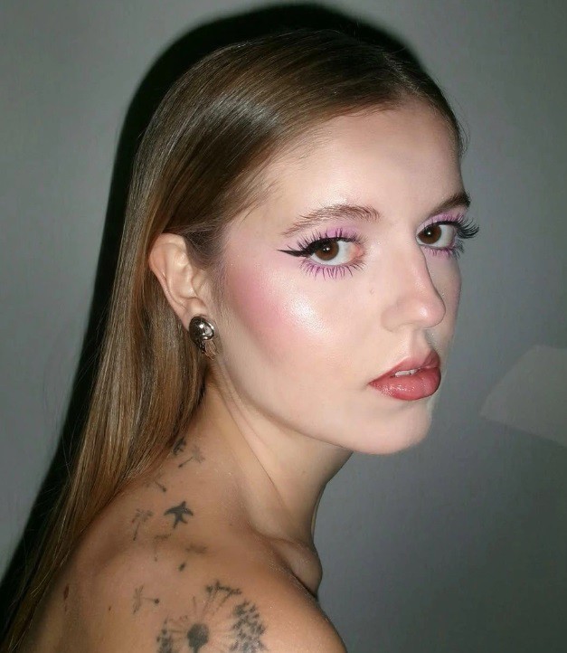 Люлякови сенки с очна линия