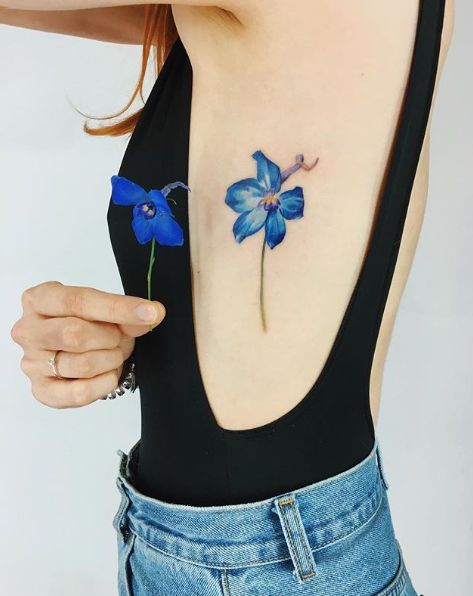Татуировки с цветя
