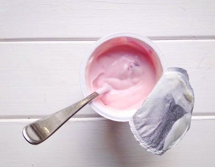 Плодовият йогурт 