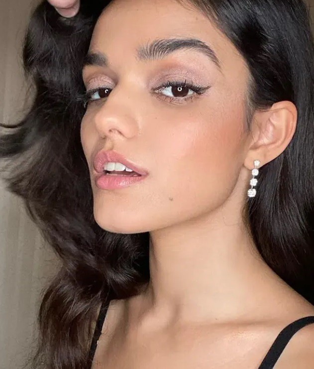 Блестящи клепачи