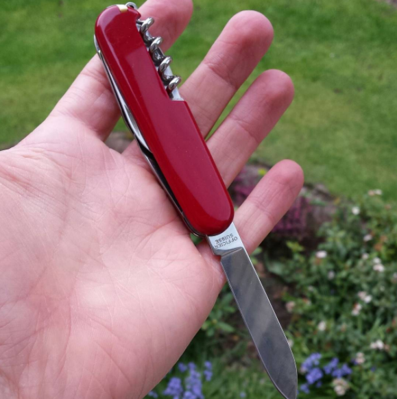 Швейцарски нож