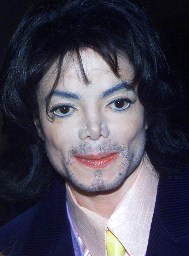 Майкъл Джексън през 2000 година
