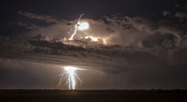 Буря в Южна Дакота