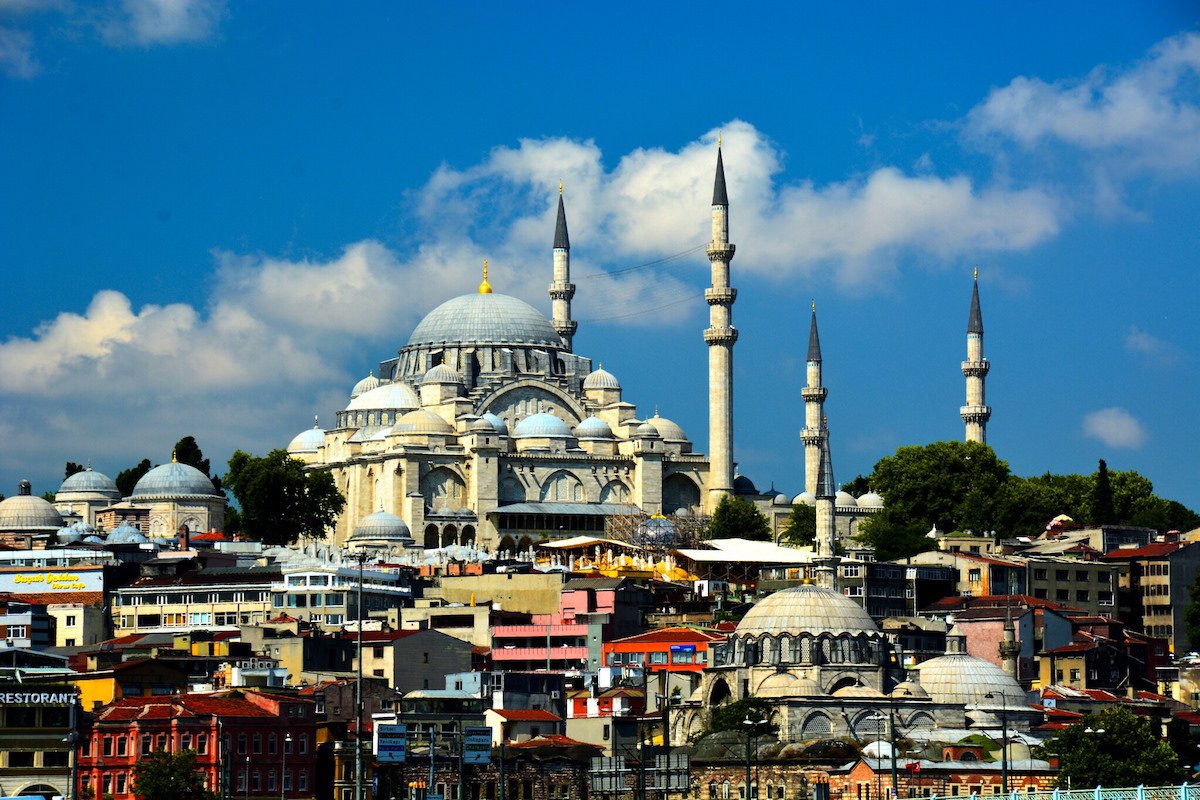 8. Истанбул, Турция - 11,95 млн.