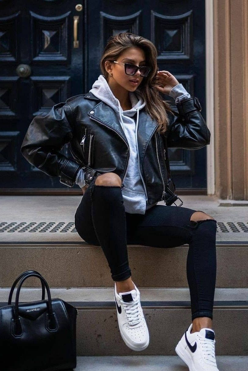 Число 8 - Мениджър или Финансист