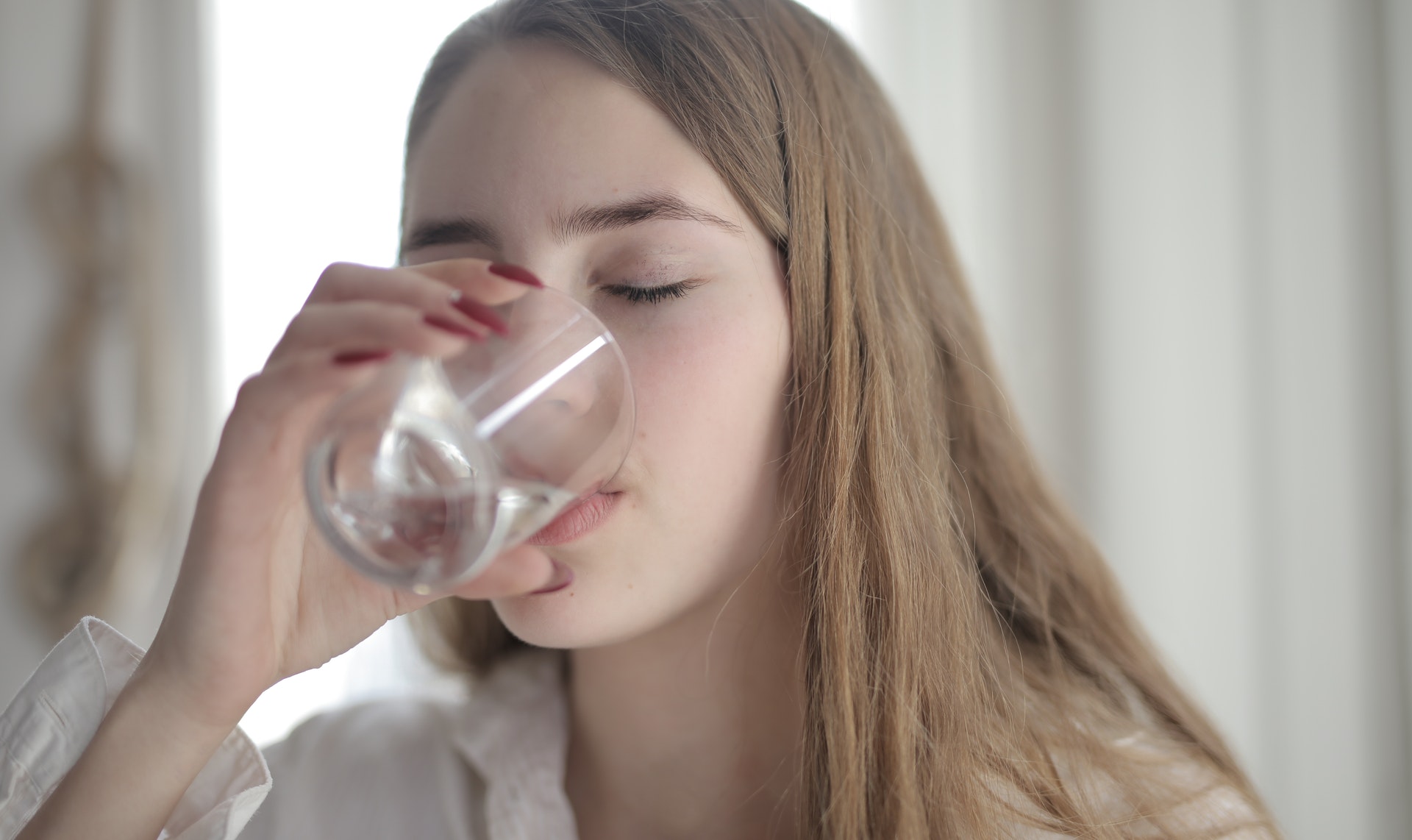 Пиете вода по време на хранене