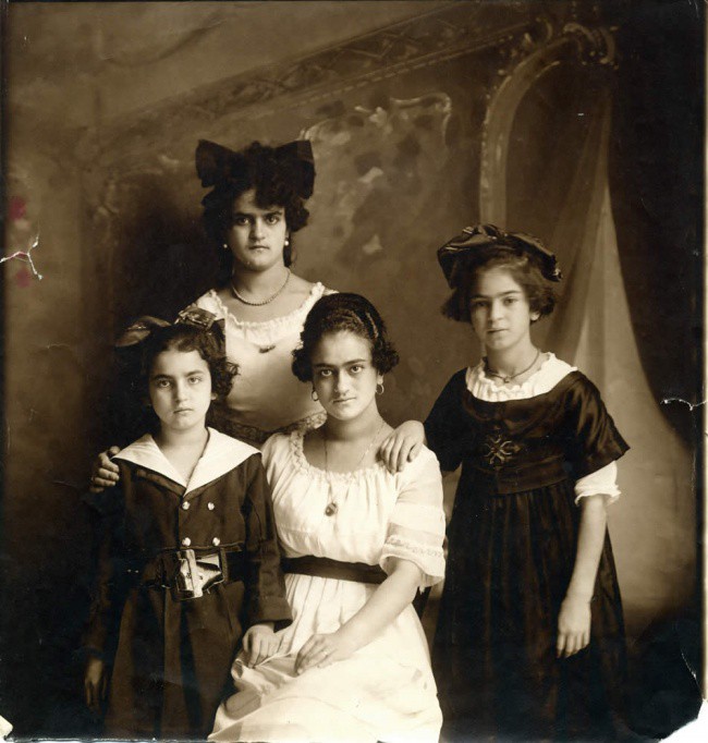 Сестрите на Кало, 1917 г.
