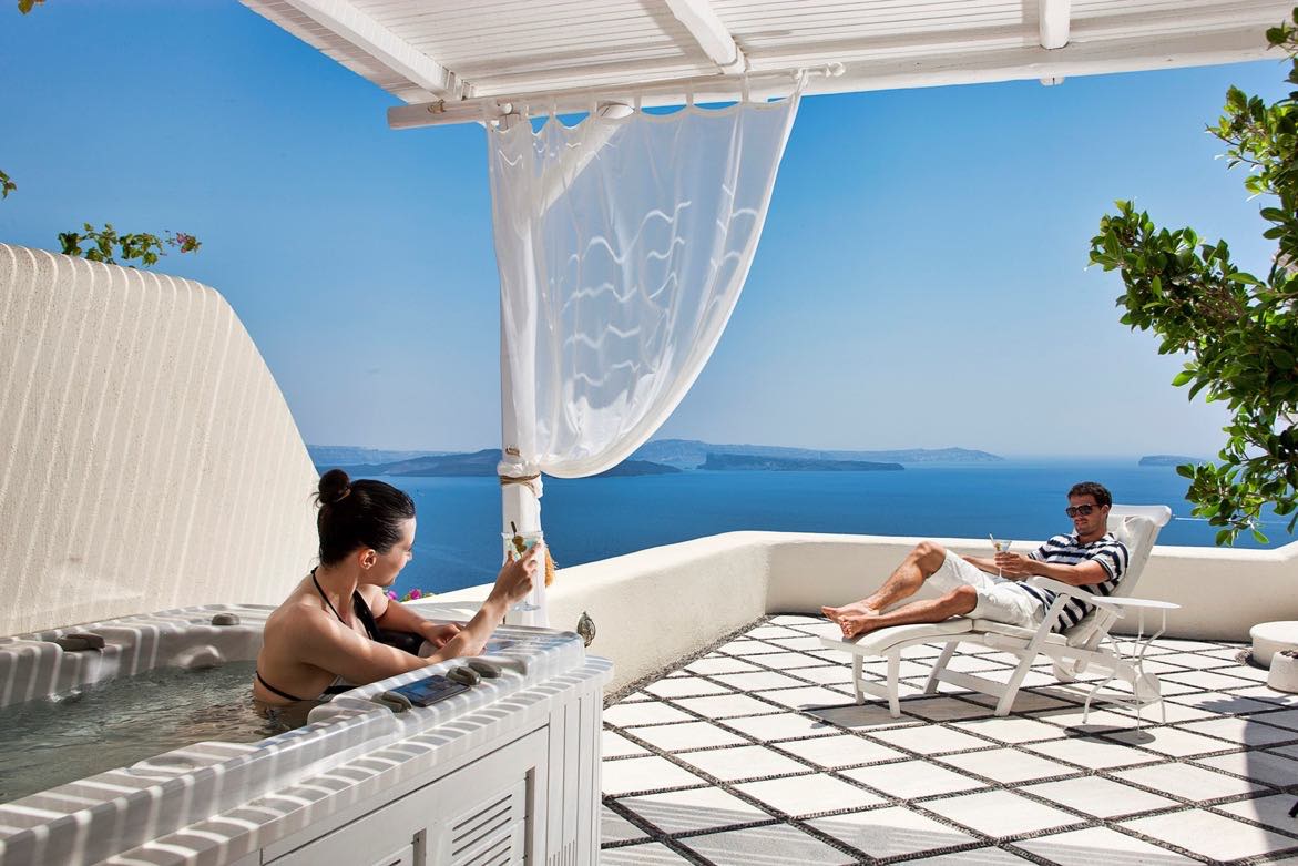 №12 Canaves Oia Hotel