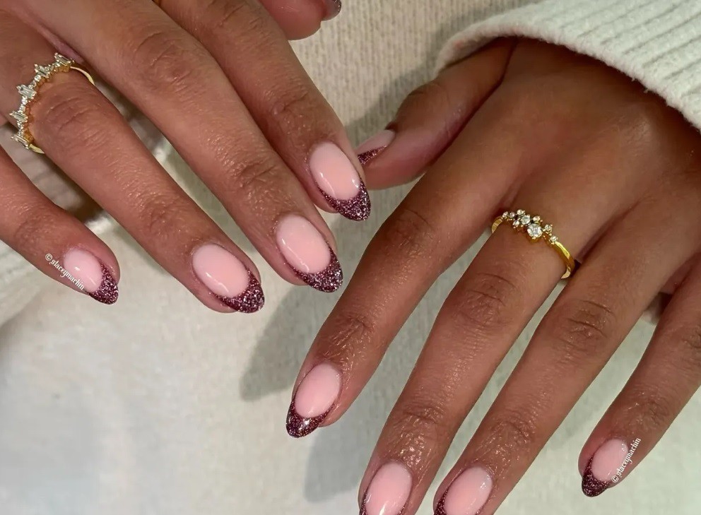 Топли лъскави връхчета