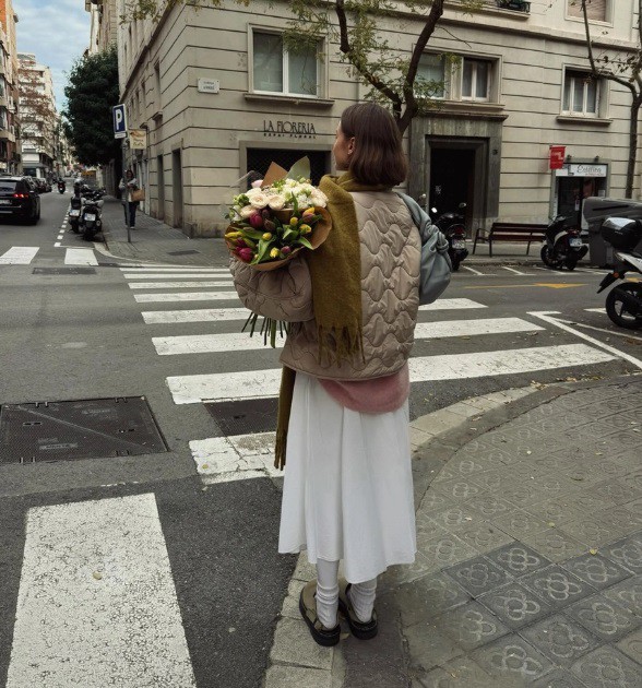 Пуловер + ватирано яке + дълга пола