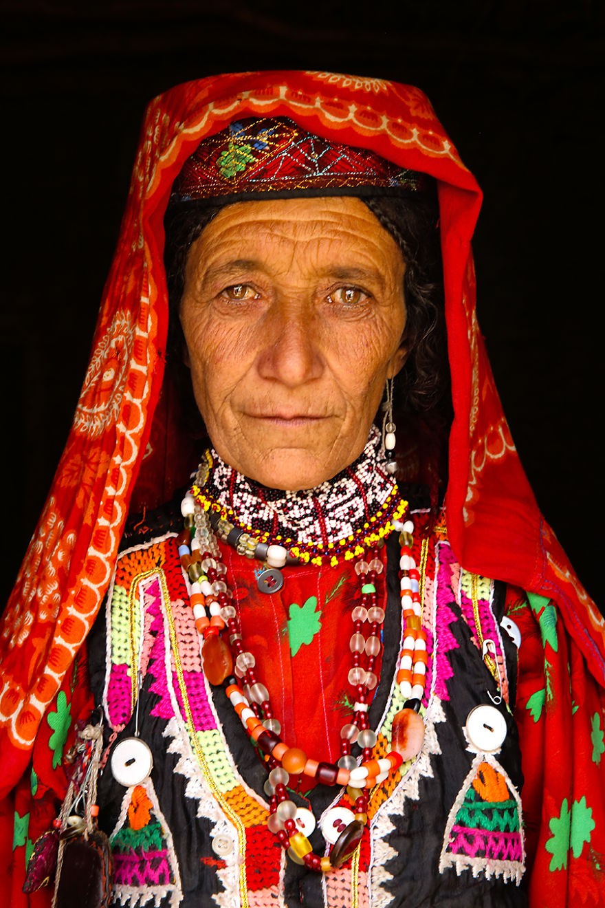 Жена от етническата група Уаки