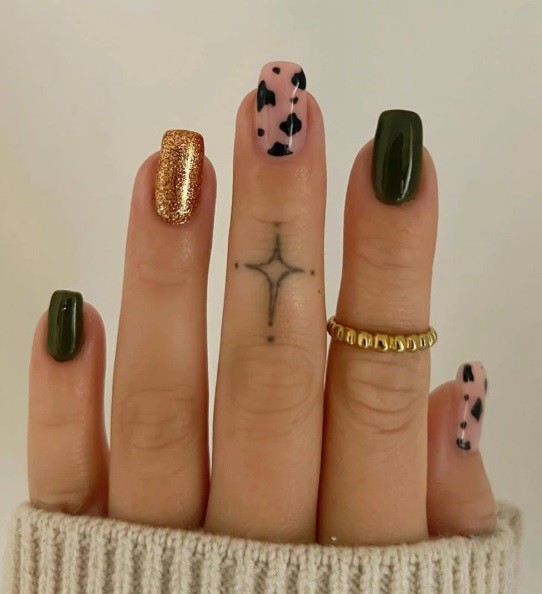 Маникюр за квадратни нокти за есента