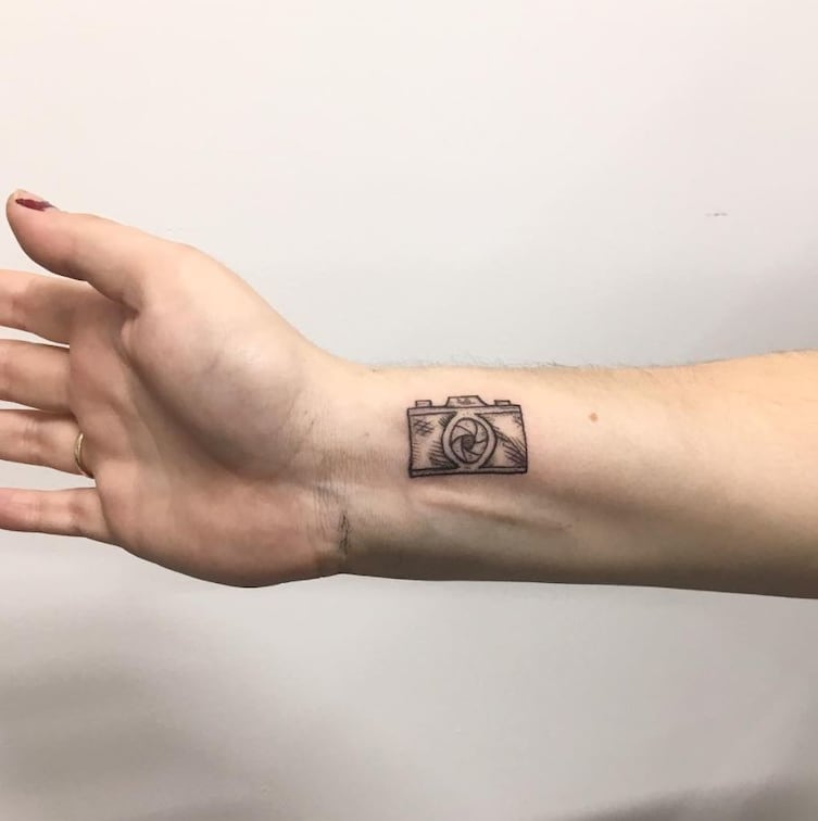 Идеи за малки татуировки на китката