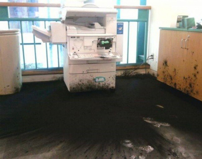 Принтерът експлодира