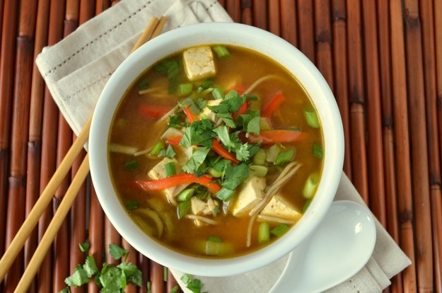 6. Азиатска зеленчукова супа