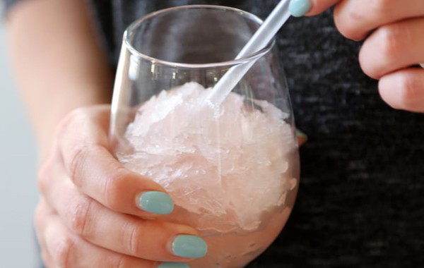 Ето как да си направиш най-популярната свежа напитка на това лято
