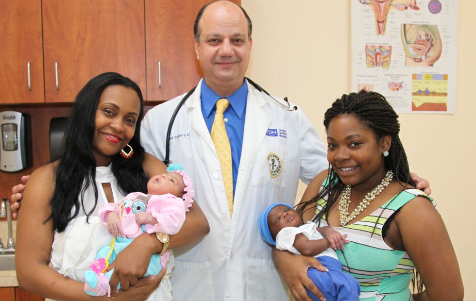 В рамките на 34 минути майка и дъщеря родиха в една болница