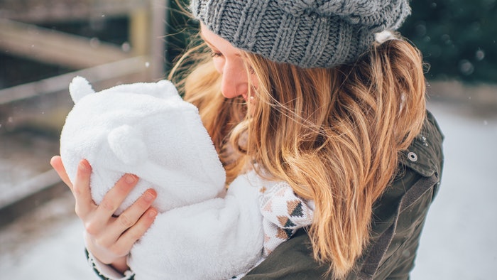 Кога навън е твърде студено за бебе?