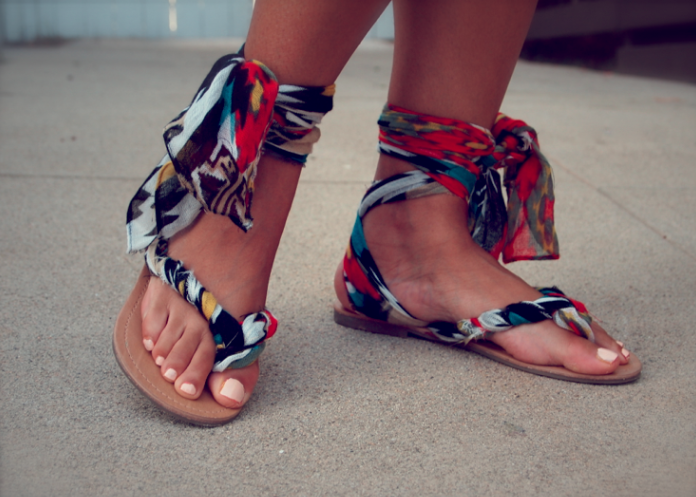 Направи си сама: красиви сандали за лятото