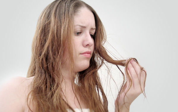 10 досадни неща, които само жените с тънки коси разбират!