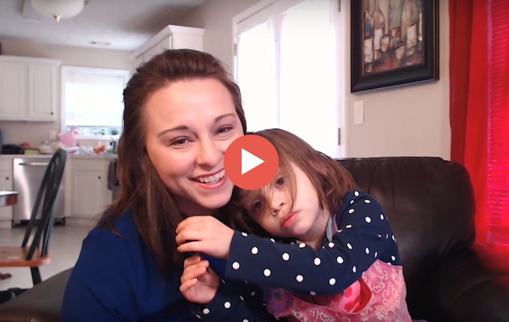 Вижте това трогателно видео в чест на самотните родители