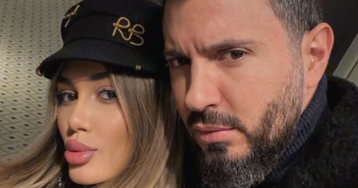 Мартин Елвиса взриви мрежата: Разби любовния четириъгълник в „Ергенът“ на парчета width=