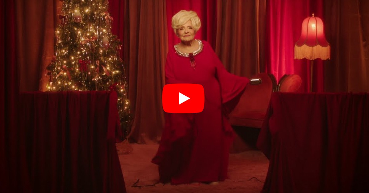 Никога не е късно: Коледна песен отпреди 65 години оглави класацията на 