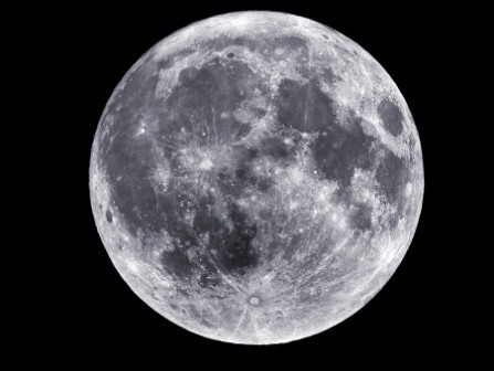 10 интересни факта за Луната, които не знаете