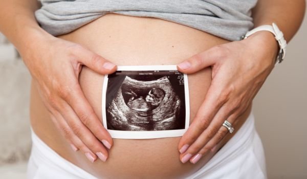 10 неща, които никой не ти казва за първата бременност