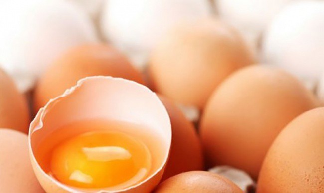 Преди да хапнеш яйцето, виж какъв цвят е жълтъкът му!