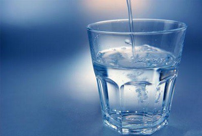 4 проблема, които да решим с чаша вода
