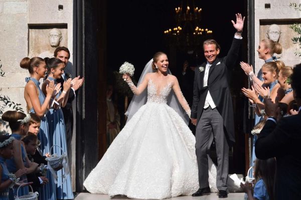 Наследницата на Сваровски се омъжи в рокля за почти 2 милиона! Вижте разточителното празненство