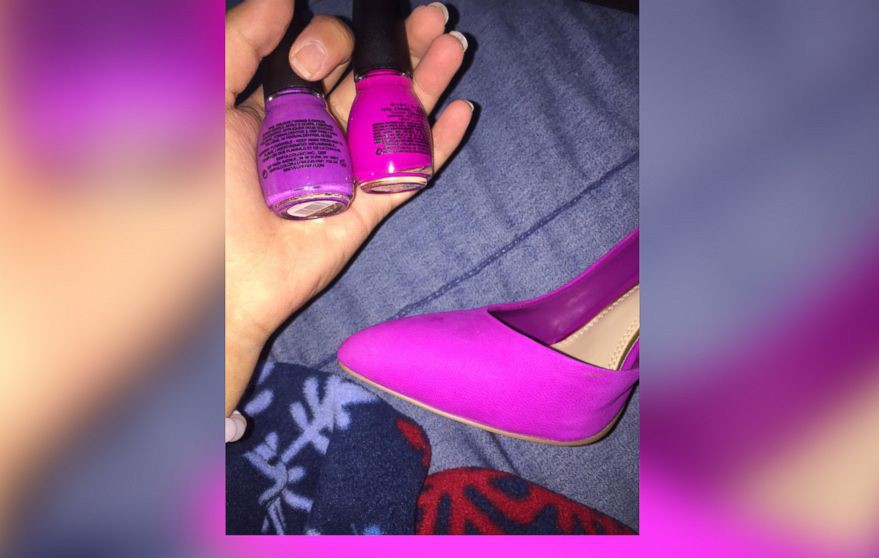 Нова мания: Какъв цвят е тази обувка?