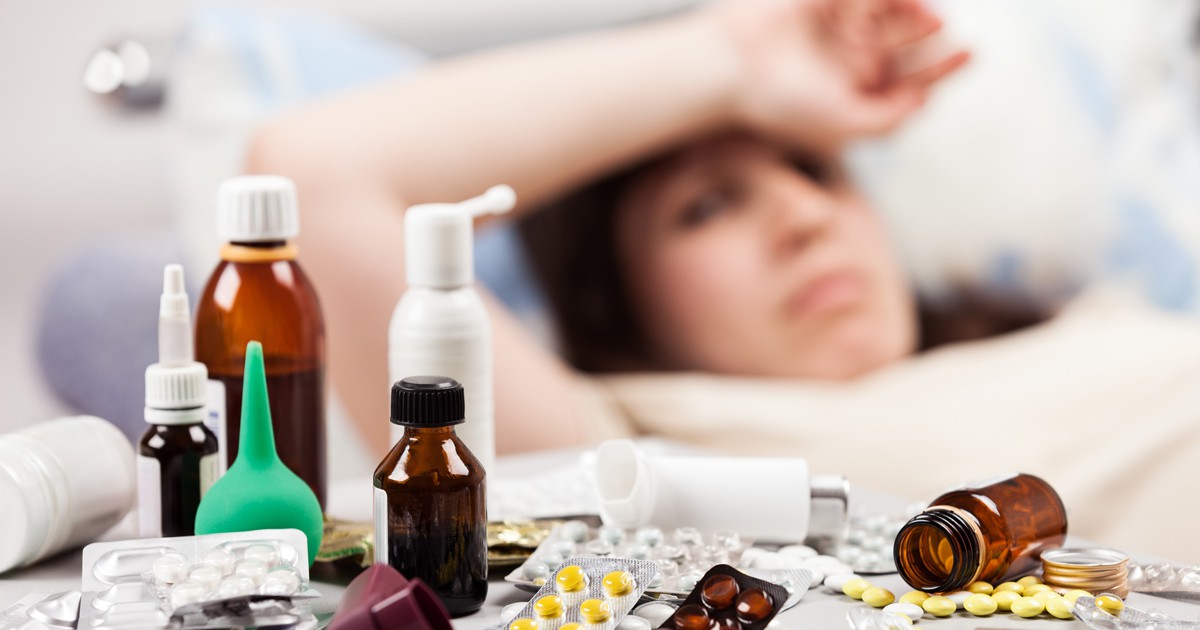 Домашната аптечка в грипния сезон – с какво да я заредите и за какво да внимавате