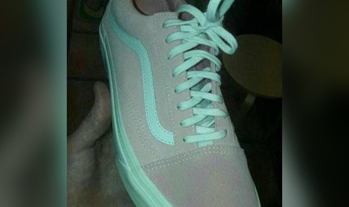 Какъв цвят е тази обувка?