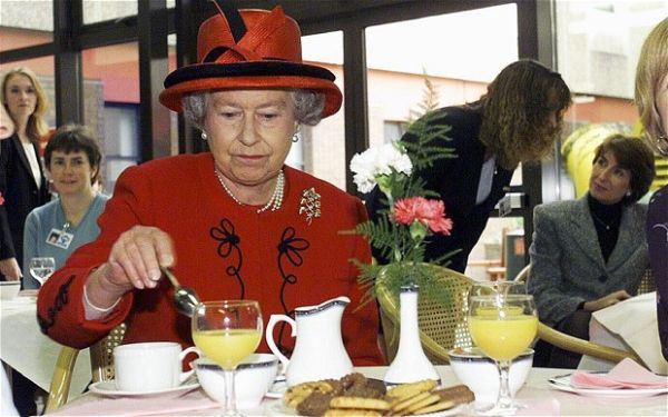 Какво е ежедневното меню на кралица Елизабет II