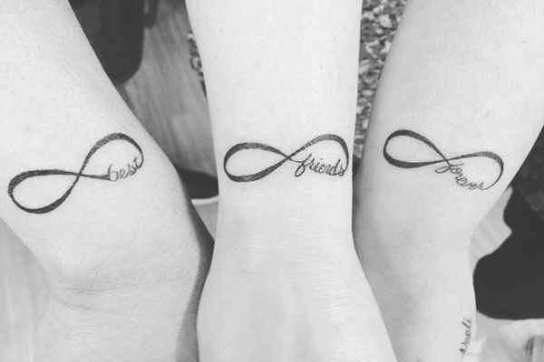 Невероятните татуировки, които да споделите с най-добрата си приятелка
