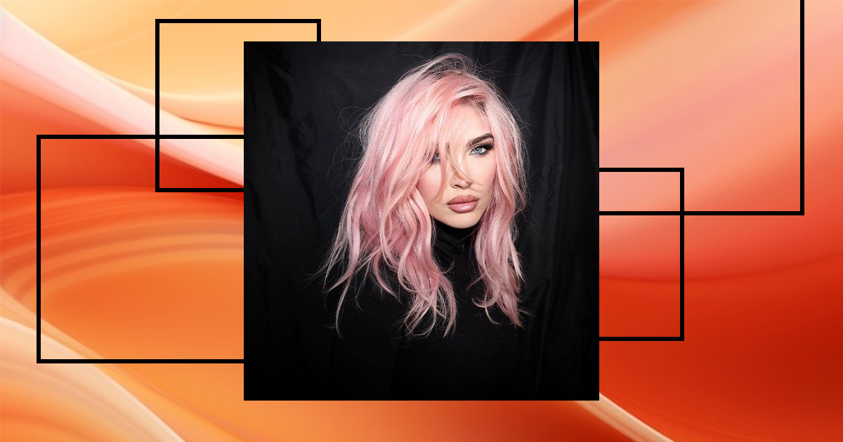 Розов маршмелоу: Меган Фокс показа най-модерния цвят на косата за пролетта