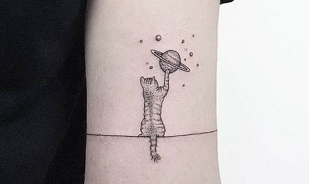 Прекрасни: Нов вид татуировки, в които всички се влюбиха