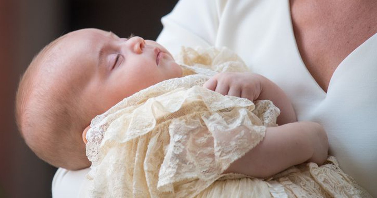 По кралски: Първите официални снимки от кръщенето на принц Луи