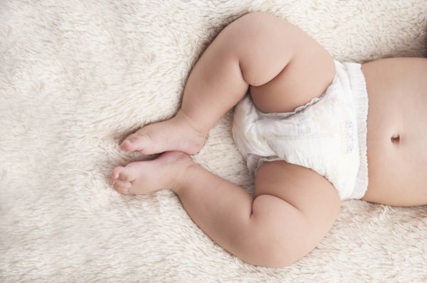 Чудо: Вижте новороденото, което проходи минути след раждането