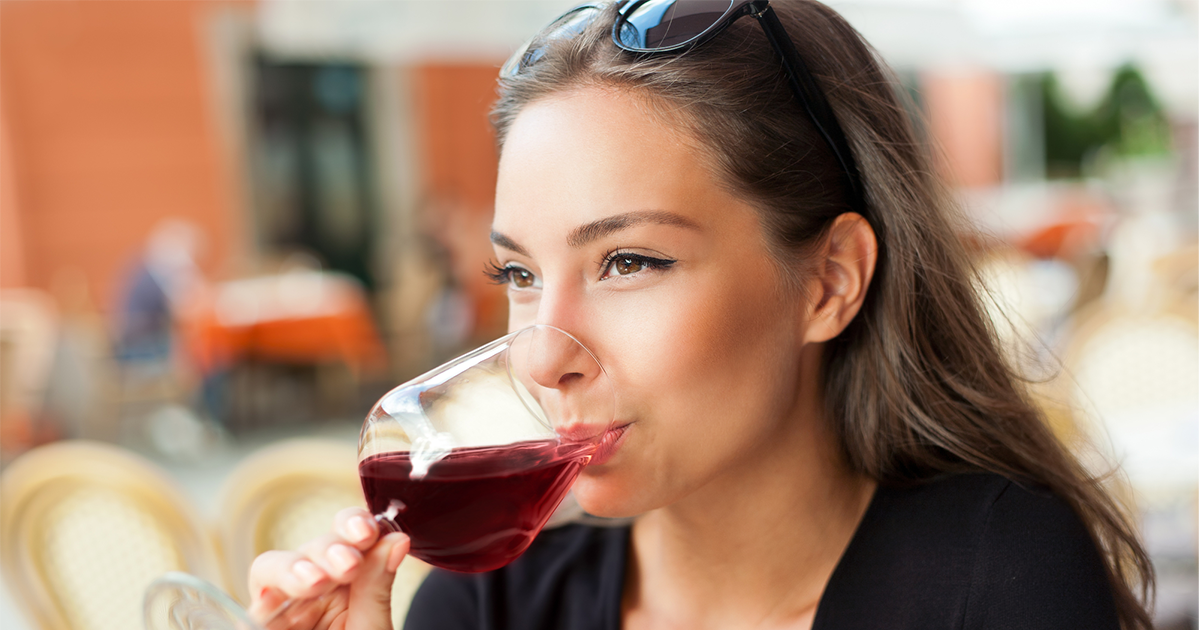Диета с вино: Научете ползите от една чаша вино преди лягане