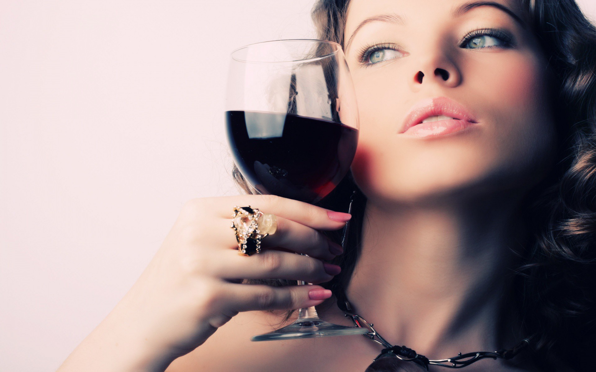 Слава на Бога: Червеното вино топи калории