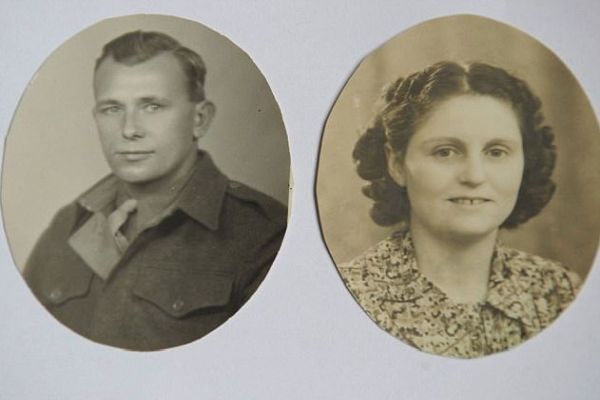 Истинска любов: След 77 години брак те издъхват в един и същи ден, хванати за ръце